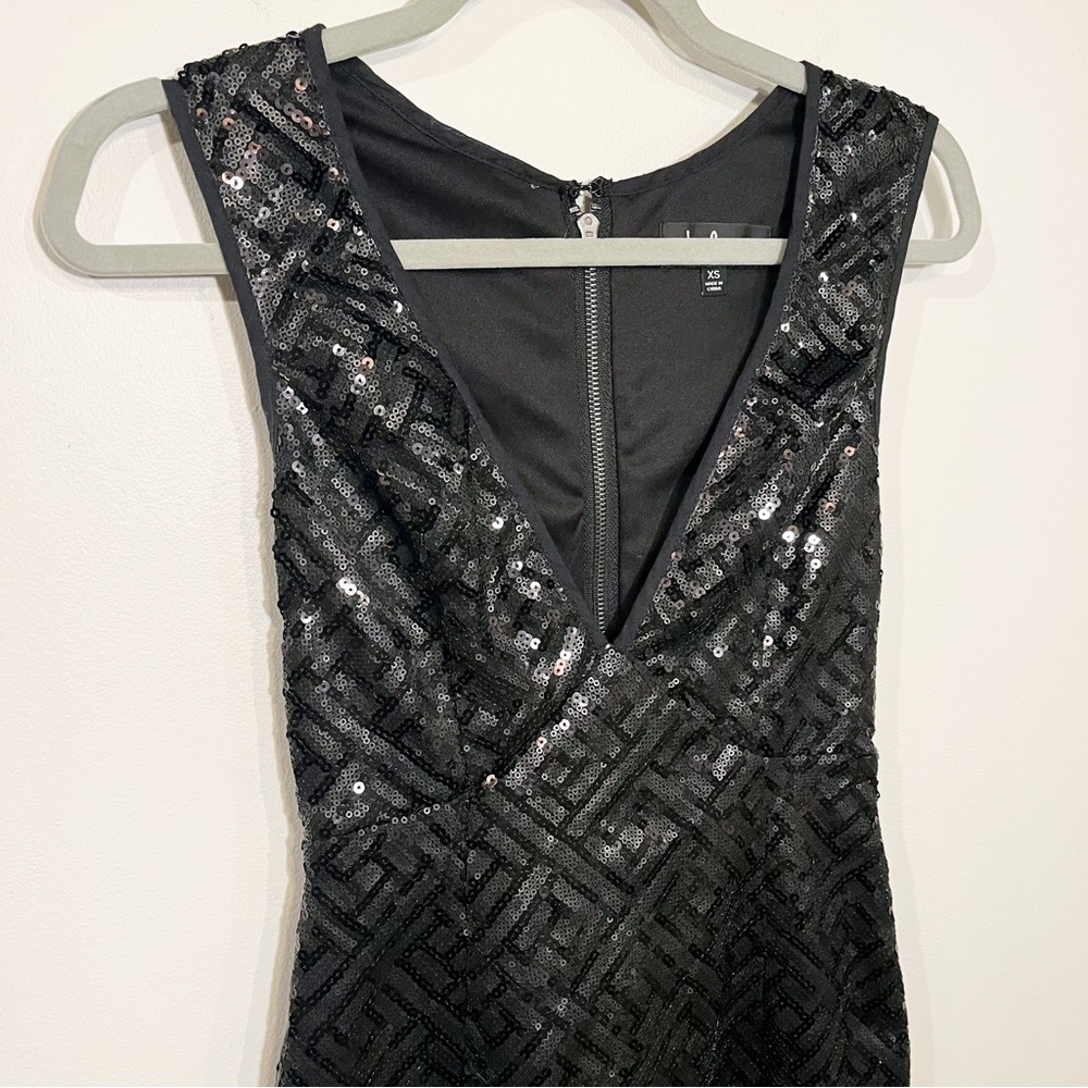 NWOT Lulu’s Black Sequin Dress